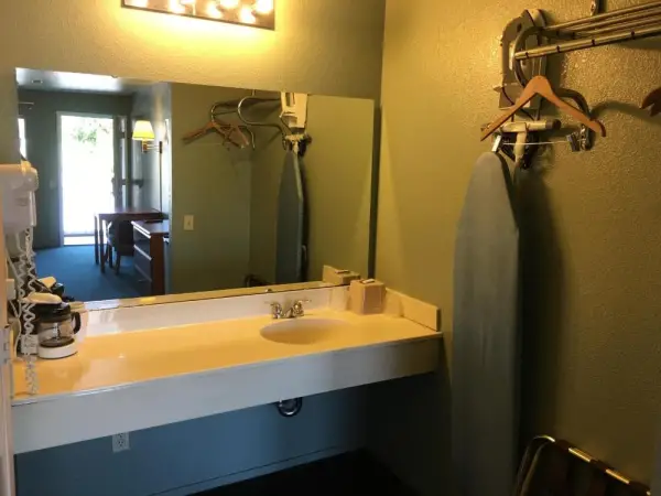 Applegate Inn Main image